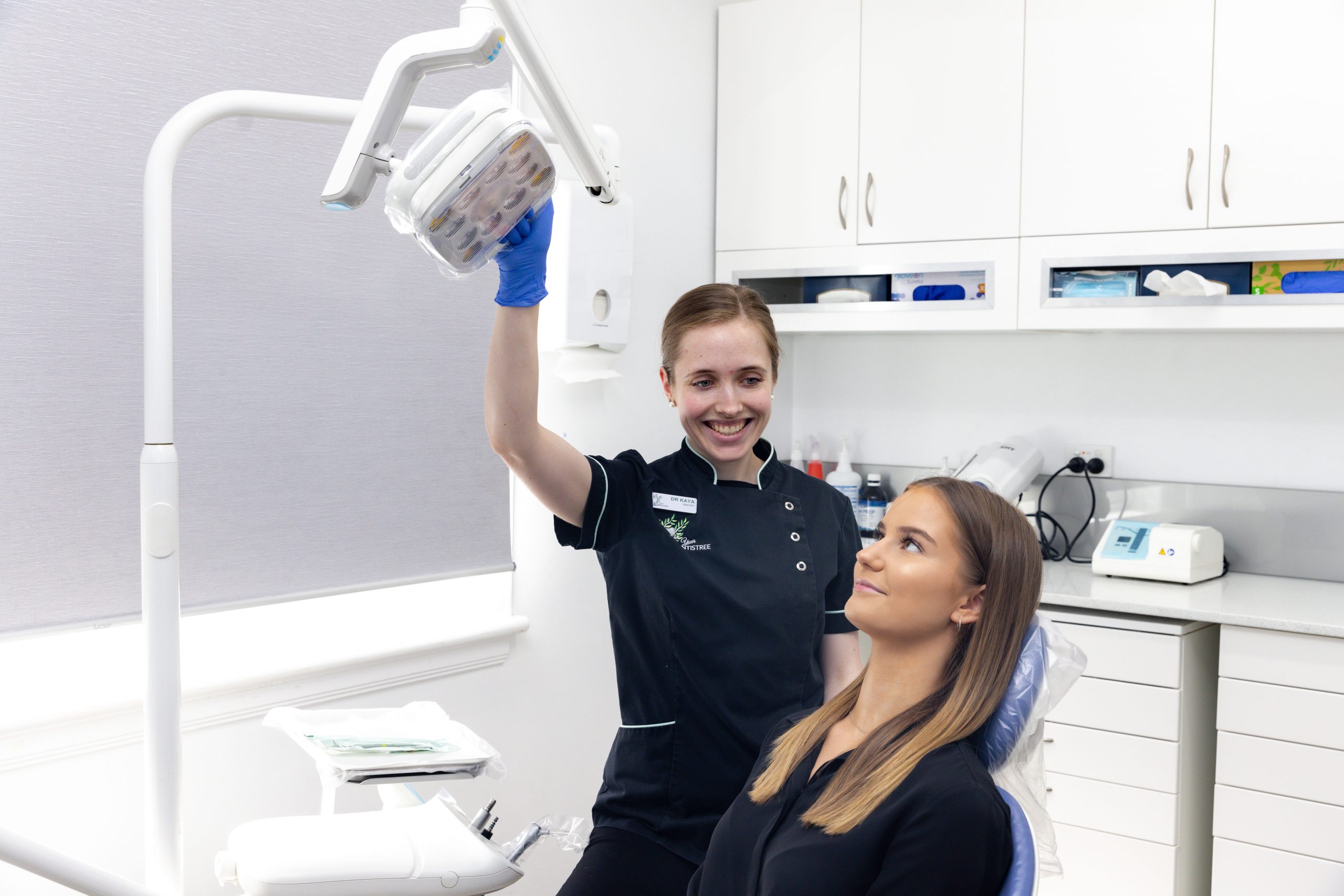 https://yourdentistreemornington.com.au/wp-content/uploads/2022/06/porcelain-veneers-scaled.jpg